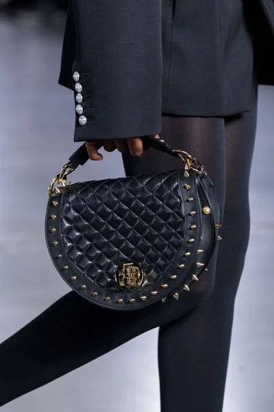 Look 189